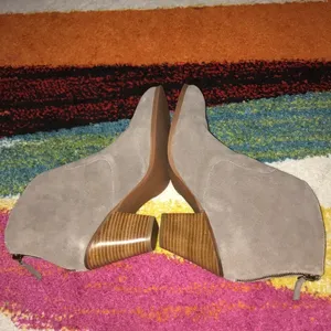 Tesori Raven Khaki Suede ankle booties size 9.5 thumbnail 5