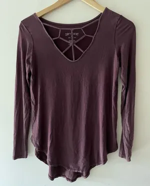 American Eagle‎ AEO Soft & Sexy Strappy Plum Long Sleeve Blouse thumbnail 1