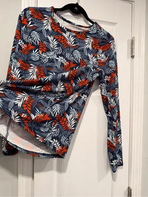 NWT Hang Ten Size S UPF 50+ Tropical Floral Long Sleeve Rash Guard Swim Shirt thumbnail 6
