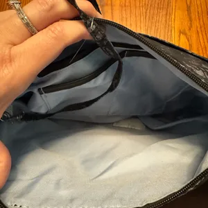 Baggallini Crossbody Everyplace Bag NWT Black Floral School College Travel thumbnail 7