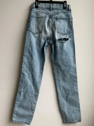 Revice Denim Button Fly Distressed Back Rip Thigh Straight Leg Jeans Size 24 thumbnail 6