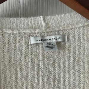 Oversized Knit Cardigan American Eagle Beige Sweater With Pockets thumbnail 5