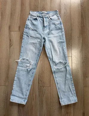 Pacsun Dad Jeans Light Wash Distressed thumbnail 1