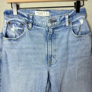Abercrombie Womens Curve Love The 90’s Straight Ultra High-Rise Jeans 28 thumbnail 3