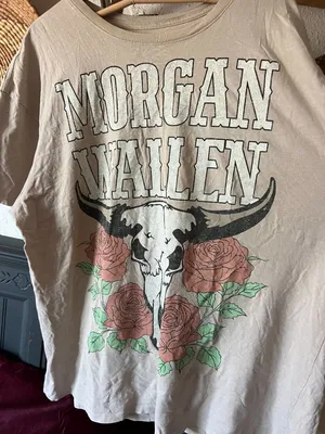 oversized Morgan Wallen shirt MEdium "one thing at a time" thumbnail 2