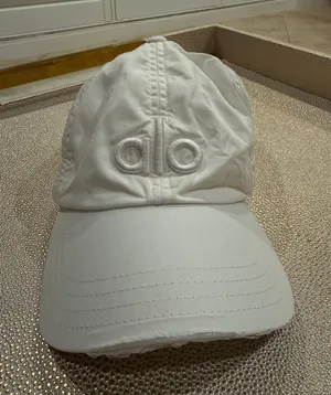 ALO Yoga White Women's Logo Baseball Cap thumbnail 1