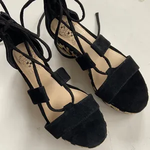 NWOT Vince Camuto leather sandals thumbnail 4