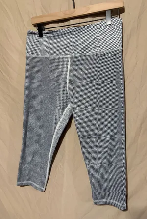 Zyia leggings thumbnail 1
