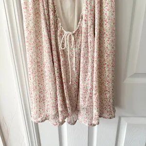 For Love & Lemons Colleen Ivory Red Floral Bustier Mini Babydoll Dress Medium thumbnail 8
