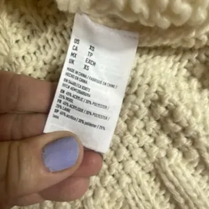American‎ Eagle Sweater Women's XS Cream Cable Knit Chunky Polyester Oversized thumbnail 9