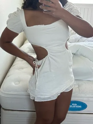 White Fox Boutique White Dress thumbnail 3