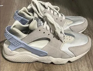 Nike Air Huarache Women’s thumbnail 1