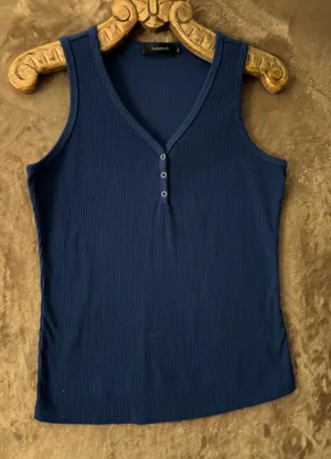 Fashion Ribbed V-Neck Tank Top Women’s Navy Size L thumbnail 1