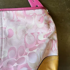 Vintage Coach Y2K Hobo Pink Optic Signature Large Soho Shoulder Bag 1851 From JP thumbnail 3