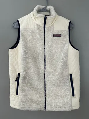 Vineyard Vines Women’s S Ivory Full Zip Vest Pockets Logo Sherpa Solid thumbnail 1