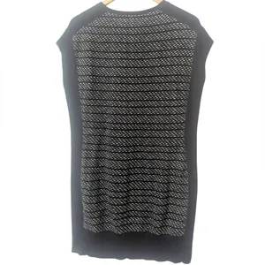 Athleta‎ Thereafter Black and White V-Neck Sleeveless Sweater Dress Size Medium thumbnail 2