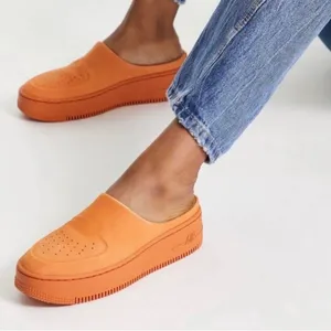Nike Air Force 1 One Lover XX Cinder Orange Slip On Clogs Chunky Platform Lug Sole Mules Sneakers Trainers Size 7.5 AO1523 thumbnail 1