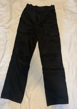 Brandy Melville Cargo Pants Black thumbnail 1