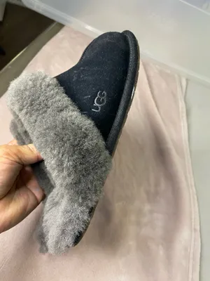 UGG Scuffette II Suede Slippers in Black/Grey women size 7 thumbnail 3