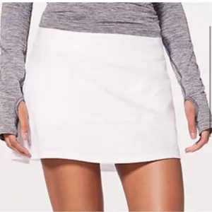 Lululemon pace rival skirt size 8 in‎ white thumbnail 1