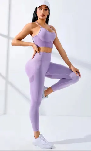 Trendy Women's Yoga Set: Athletic Jumpsuit for the Gym & Top thumbnail 1