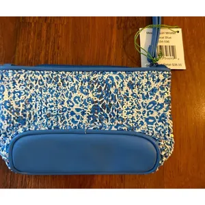 VERA BRADLEY Mesh Sequin Wristlet Purse Camocat Blue Sparkly Animal Print NEW thumbnail 3