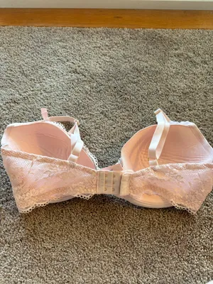 Victoria's Secret Bra thumbnail 3