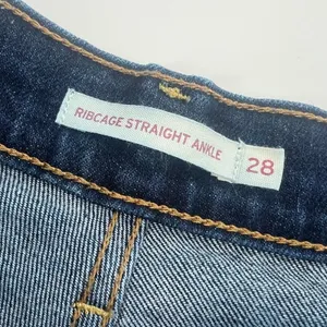 Levi’s Ribcage Straight Button Fly‎ High Rise Jeans Sz 28 deconstructed thumbnail 4