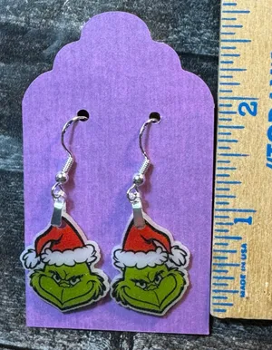 Grinch Wearing Santa Hat Christmas Dangle Pierced Earrings New Gift thumbnail 2