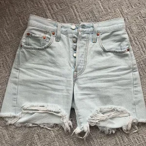 Levi's 501 shorts thumbnail 4
