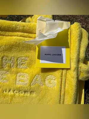 Marc Jacobs The Tote Bag Yellow Terry Cloth Small Travel Crossbody New thumbnail 3