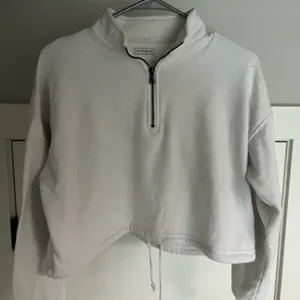 Crop sweatshirts thumbnail 1