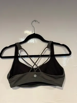 Lululemon Green grey‎ Strappy Back Sports Bra thumbnail 3