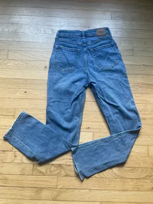 Hollister Jeans Ultra High-Rise Straight 90s thumbnail 2