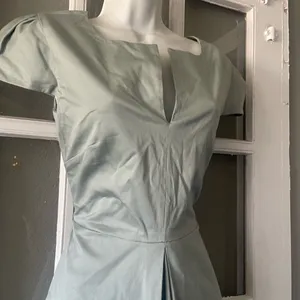 Camilyn‎ Beth Cap Sleeve Dress thumbnail 5