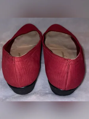 Salvatore Ferragamo Women’s Size 5.5 Vintage Boutique Red Ribbed Flats Italy thumbnail 4