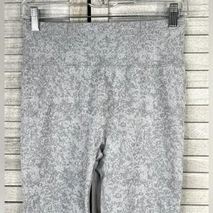 Women's Gray Stretchy Scrunch Butt Leggings-Large thumbnail 2