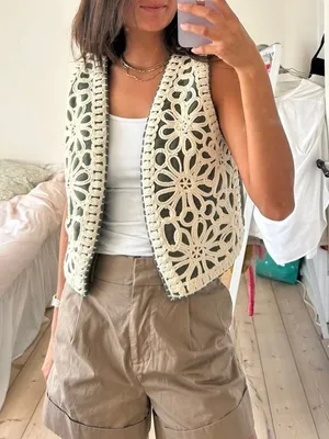 Zara Embroidered Quilted Open Front Vest thumbnail 1