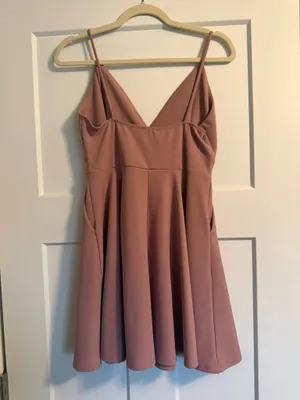 Pink dress with pockets thumbnail 3