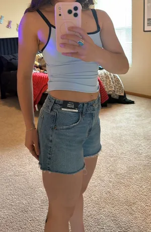 Abercrombie Curve Love Mid-Rise Shorts thumbnail 1