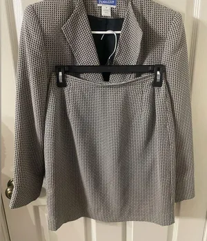 Pendleton Vintage Skirt Suit Set Blazer and Skirt Size 4 thumbnail 4