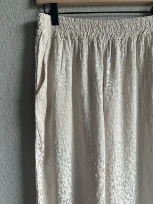 Venti6 Cream Jacquard Animal Print Wide Leg Flowy Pants thumbnail 2