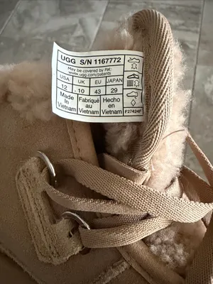 UGG Classic New Heights Lace-Up Boots in Sand/Tan, Size 12, NEW without Box thumbnail 8