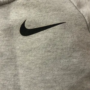 Nike Dri-Fit Hi/Low Sweatshirt - Size L - Color is a tanish/gray thumbnail 5
