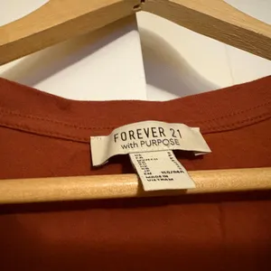 Forever 21 With Purpose Rust Orange T Shirt Small Deep V Neck Short Sleeve thumbnail 2