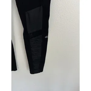 Alo Yoga Women's Black High Waisted Moto Legging Pants Medium Athleisure Yoga thumbnail 10