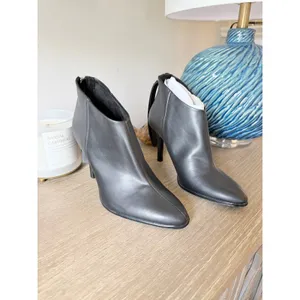 NWOT Zara Ankle Boots‎ Women Black Size 39 / 8.5 thumbnail 2