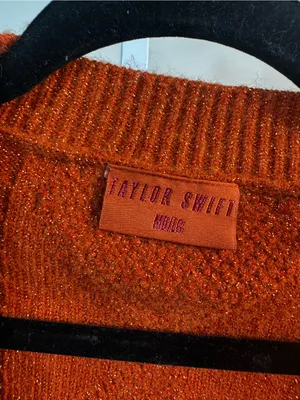 S150. Taylor Swift Rust Orange Metallic Knit Sweater thumbnail 3