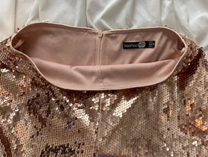 Boohoo Rose Gold Glitter Shorts thumbnail 2
