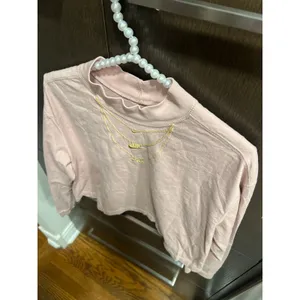 Nike Pink Long-Sleeve Mock Neck T-Shirt Gold Logo Embroidery women's medium‎ thumbnail 2
